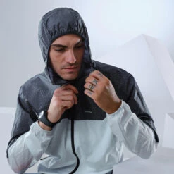 Quechua Men’s Fast Hiking Windbreaker Jacket FH500 Helium Wind Grey -Outdoor Sporting Goods k2cf237cdc2680b34adf464d8095cc607