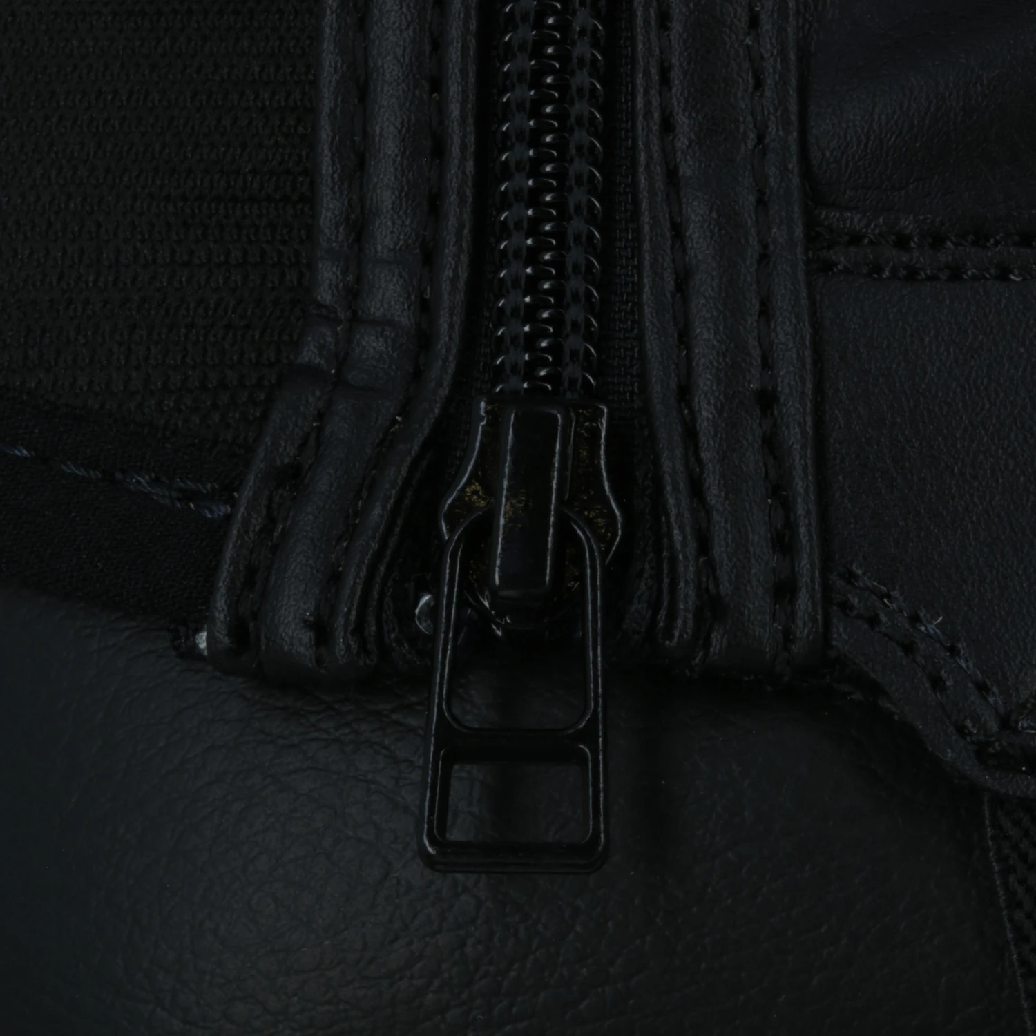 Kids' Horse Riding Classic Synthetic Half Chaps 140 8 Kids' Horse Riding Classic Synthetic Half Chaps 140 - Image 6