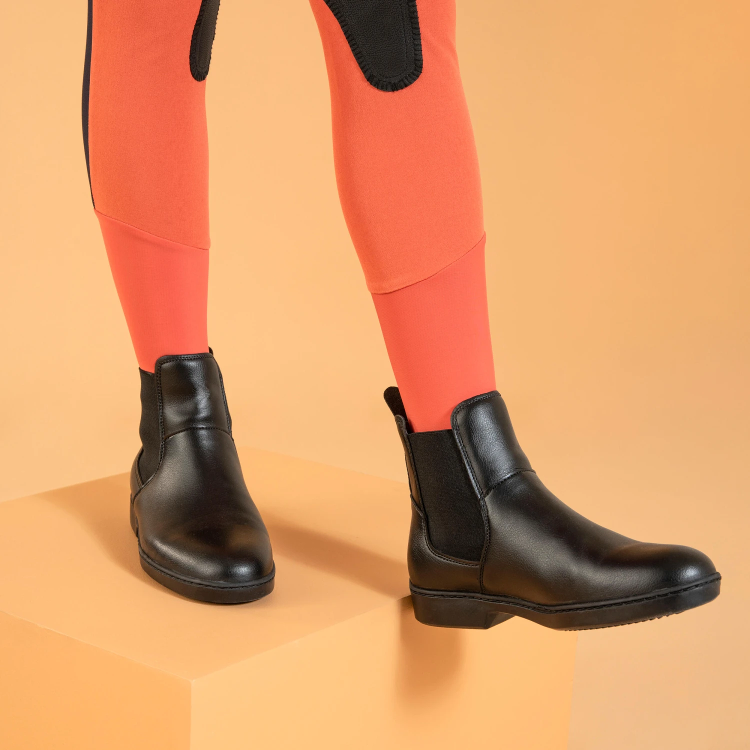 Kids' Horse Riding Lightweight Mesh Jodhpurs With Grippy Suede Patches 500 22 Kids' Horse Riding Lightweight Mesh Jodhpurs With Grippy Suede Patches 500 - Image 20