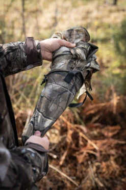 Country Sport Net Reversible Camouflage (Furtiv And Treemetic) 1.4 M X 2.2 M -Outdoor Sporting Goods k617c3fc76e626db9f05cf51f2b2871cc