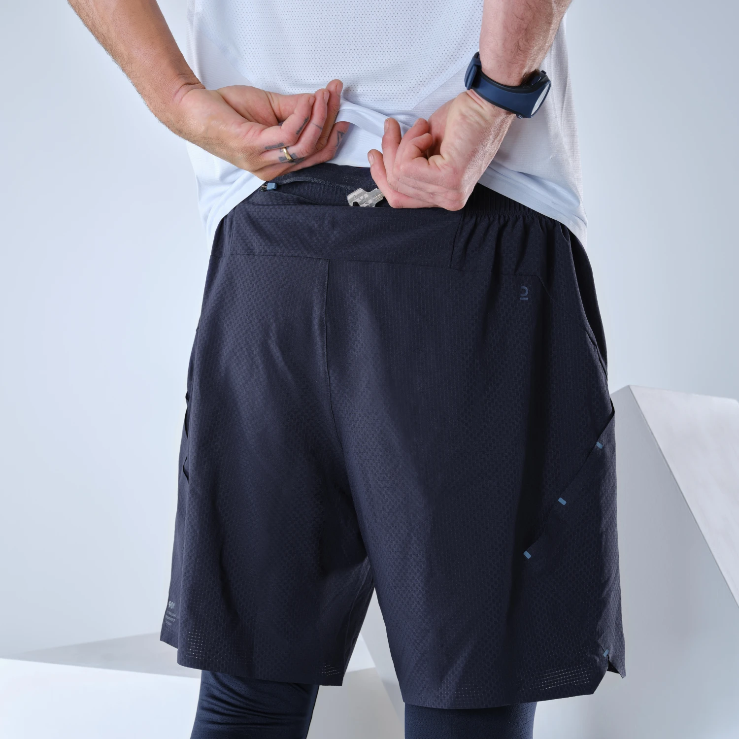 Quechua Men’s Ultra-lightweight Short Rapid Hiking Leggings FH900 7 Quechua Men’s Ultra-lightweight Short Rapid Hiking Leggings FH900 - Image 5