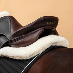 Synthetic Sheepskin Saddle Pad 900 -Outdoor Sporting Goods k749c40939b40c1f3e52319ca3c33cfeb