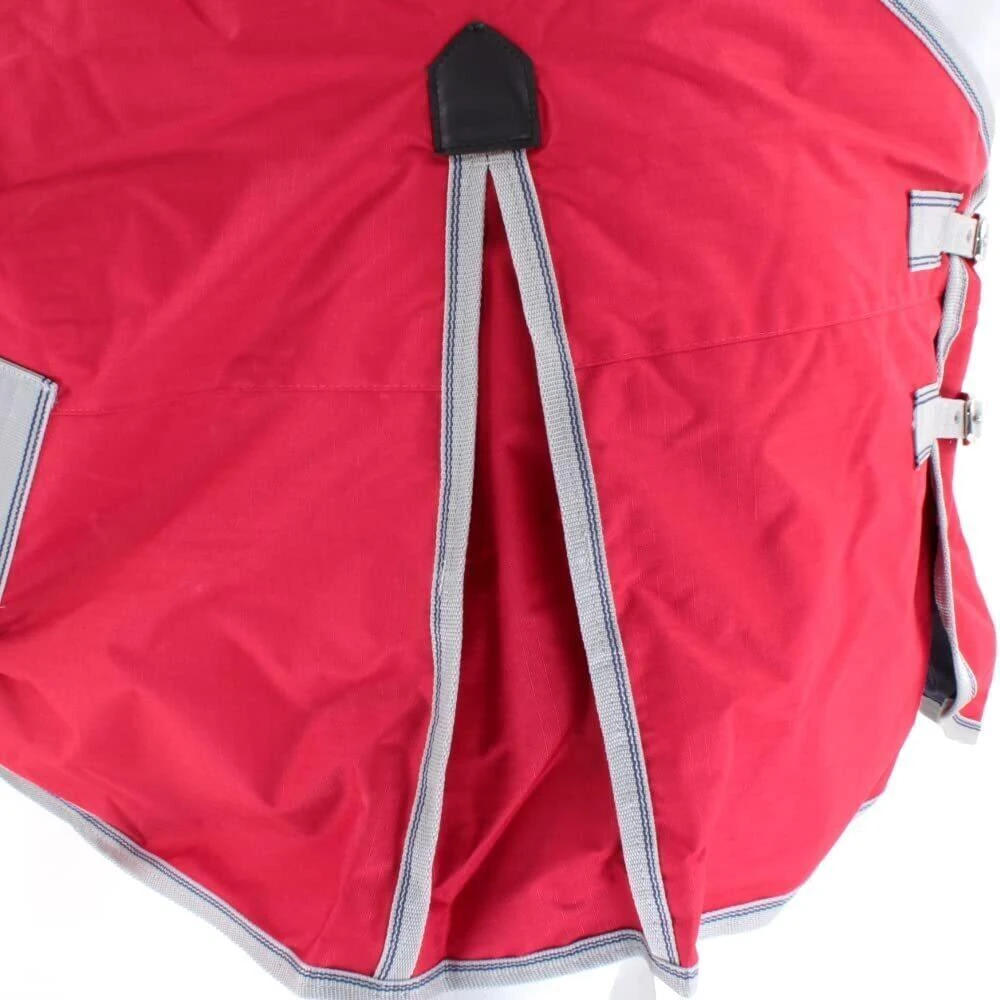 Weatherbeeta Comfitec Classic Combo Neck Horse Turnout Rug (Red/Silver/Navy) 6 Weatherbeeta Comfitec Classic Combo Neck Horse Turnout Rug (Red/Silver/Navy) - Image 4