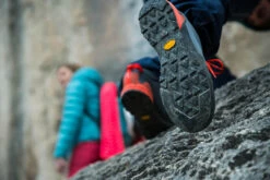 Simond Men’s Approach Footwear 17 Simond Men’s Approach Footwear -Outdoor Sporting Goods kc0e918f7cb5904ea27e333c3349f9b56