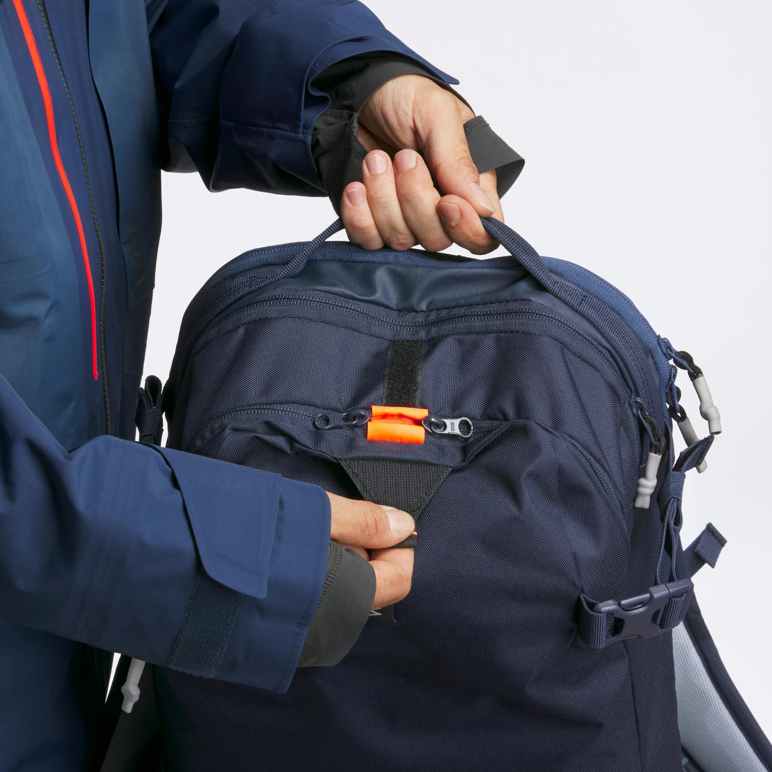 WEDZE Freeride Ski Snowboard Backpack - FR 500 DEFENSE L / XL 14 WEDZE Freeride Ski Snowboard Backpack - FR 500 DEFENSE L / XL - Image 12