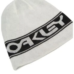 Oakley TNP Reversible Unisex Beanie -Outdoor Sporting Goods kced940657ca64757f6b3bd805567454c