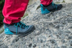 Simond Women’s EDGE Approach Footwear -Outdoor Sporting Goods kf38837b70a52969a43066d7824bfdbd9